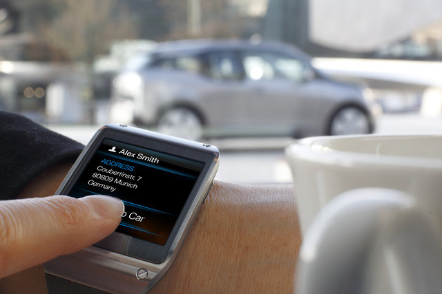 Samsung wraz ze swoimi partnerami ? BMW, Trek Bikes, Kidrobot i 3D Systems ? przedstawiają interaktywne prezentacje na targach CES 2014